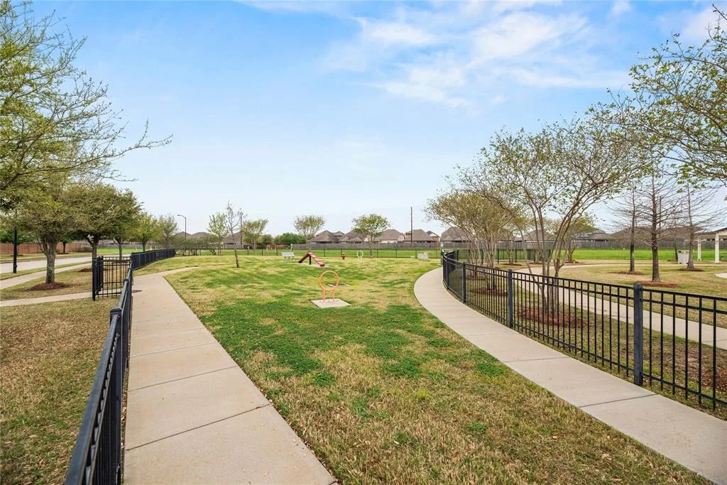Photo of 5327 Silver Ledge Drive