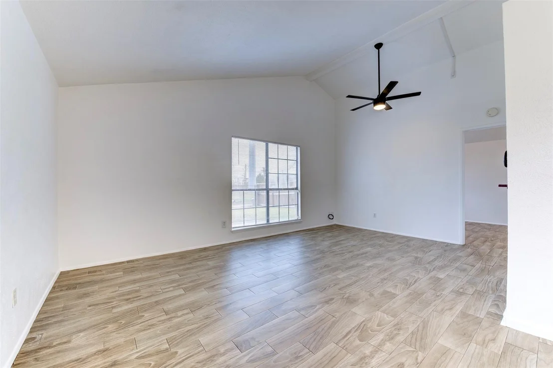 Photo of 14323 Edenglen Drive