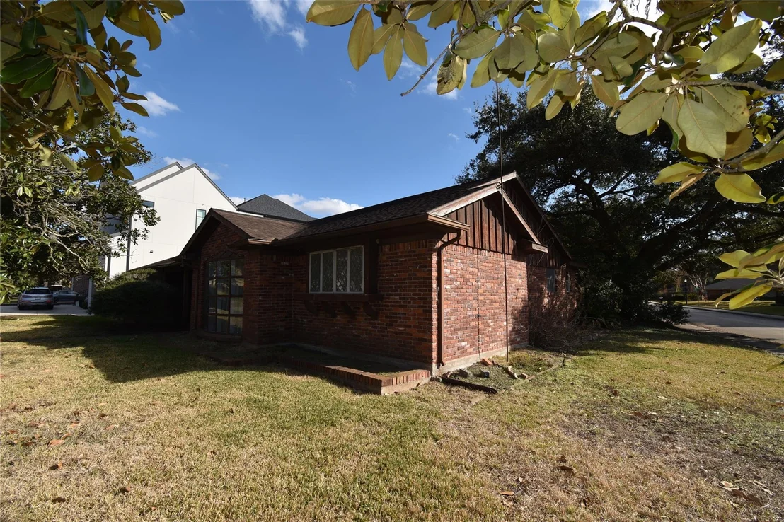 Photo of 3647 Aberdeen Way