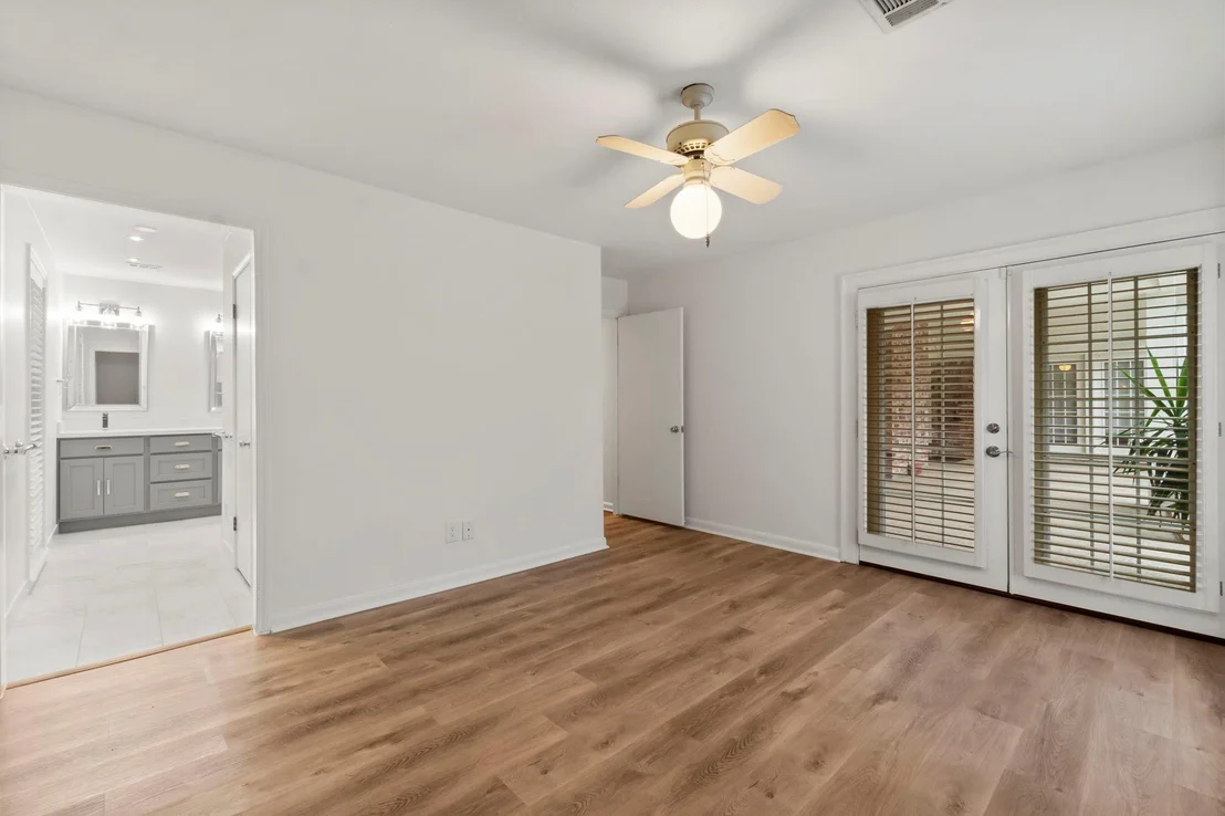Photo of 26926 Maplewood Drive