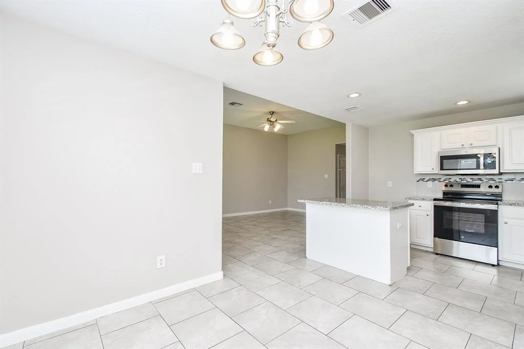 Photo of 7119 White Willow Lane
