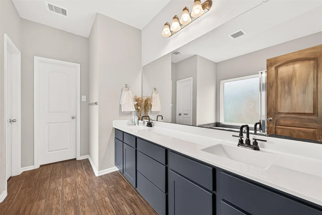 Photo of 107 Sawmill Ridge Road