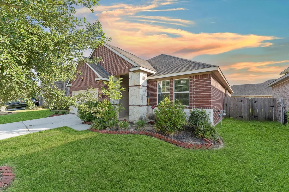 Photo of 22619 Kenswick Bluff Lane