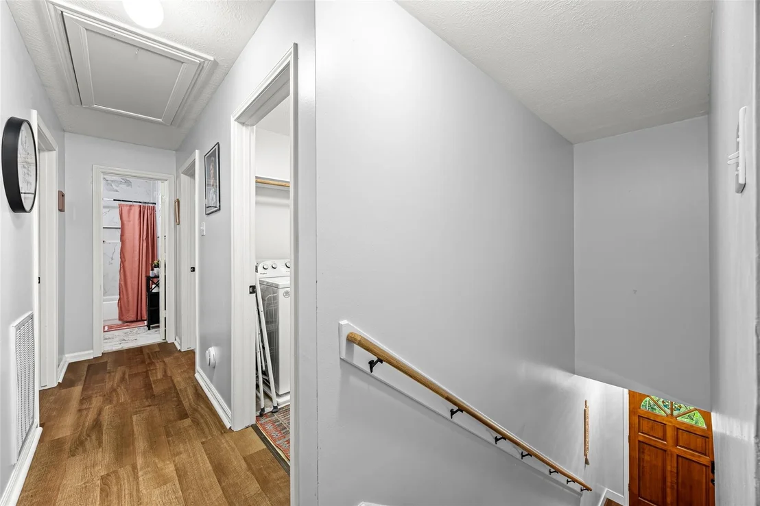 Photo of 2710 Fox View Circle