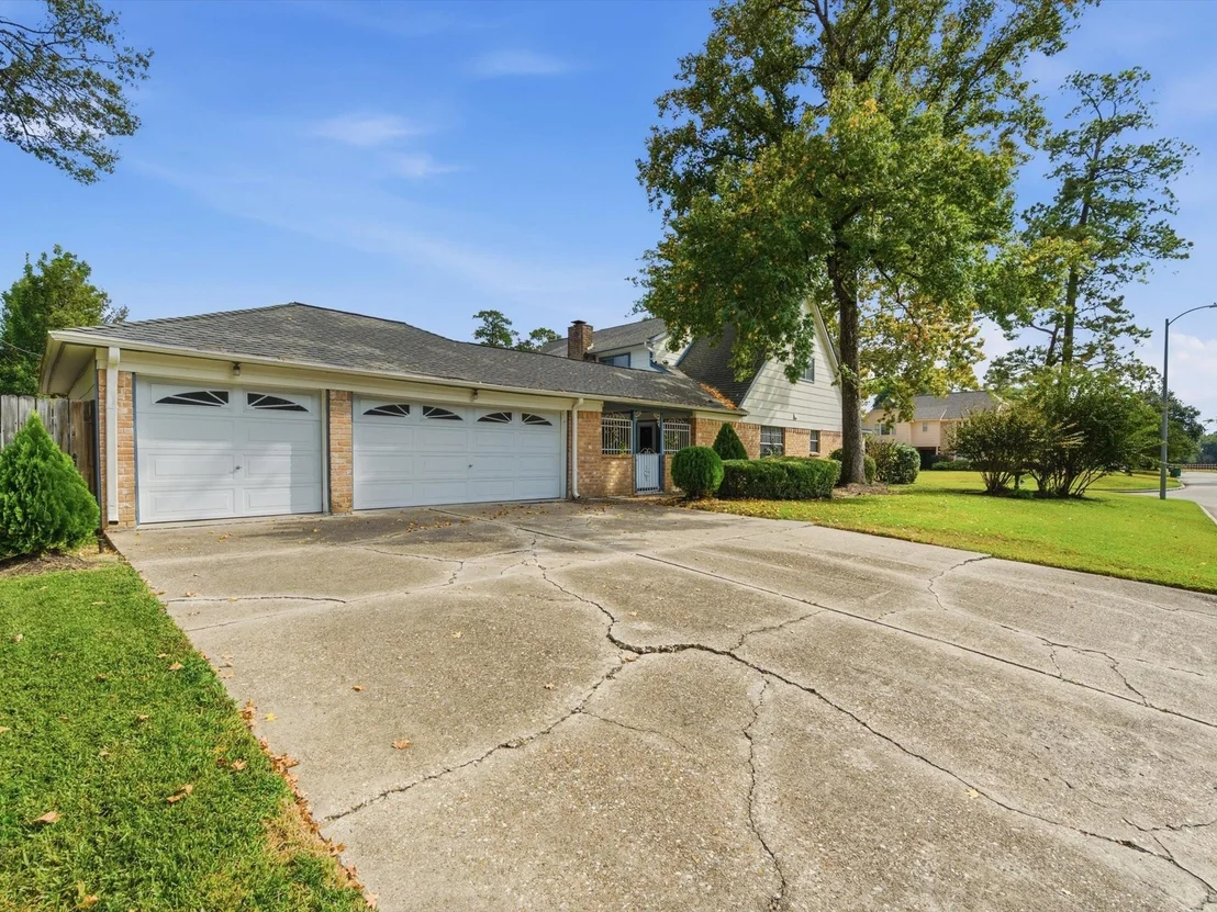 Photo of 5226 Springton Lane