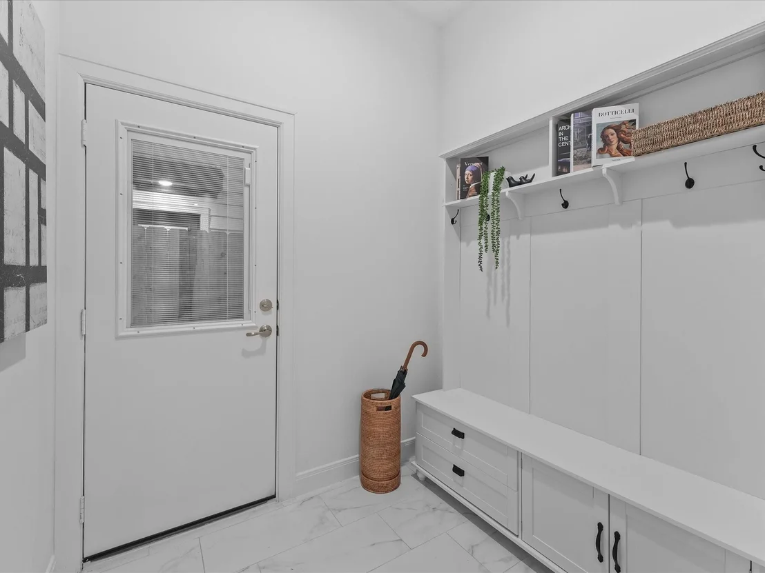 Photo of 4848 Pinemont Drive