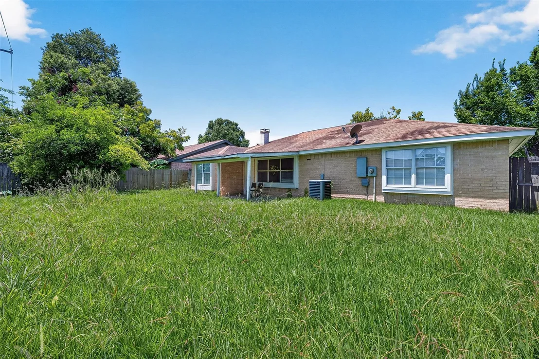 Photo of 1446 Castle Glen Drive