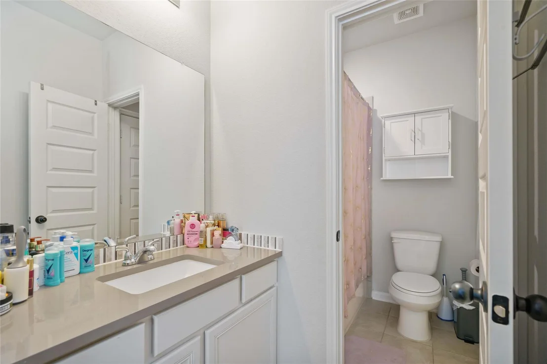 Photo of 17464 Chestnut Cove Drive