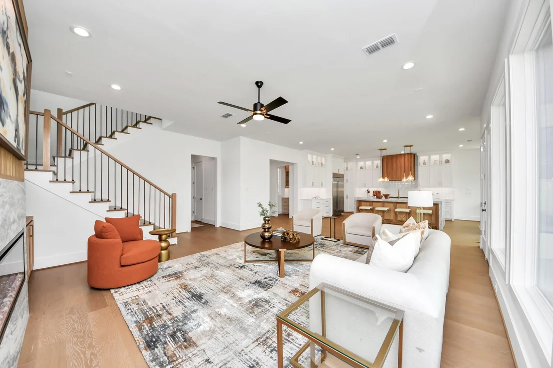 Photo of 1721 Chantilly Lane