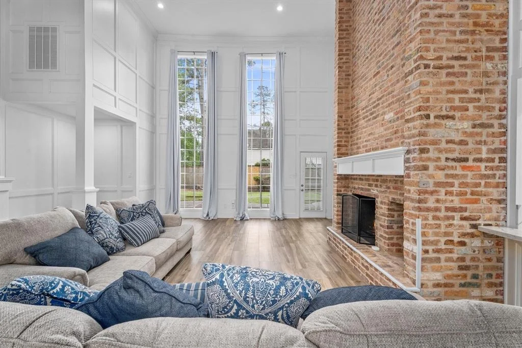 Photo of 5523 Theall Road