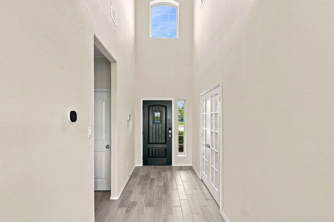 Photo of 693 Forest Bend Lane