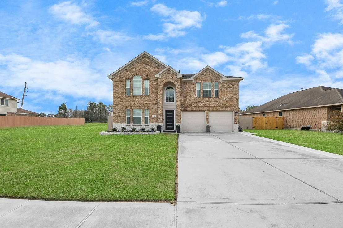 Photo of 7642 Pheasant Run Lane