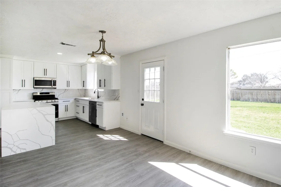 Photo of 511 Chaseway Drive