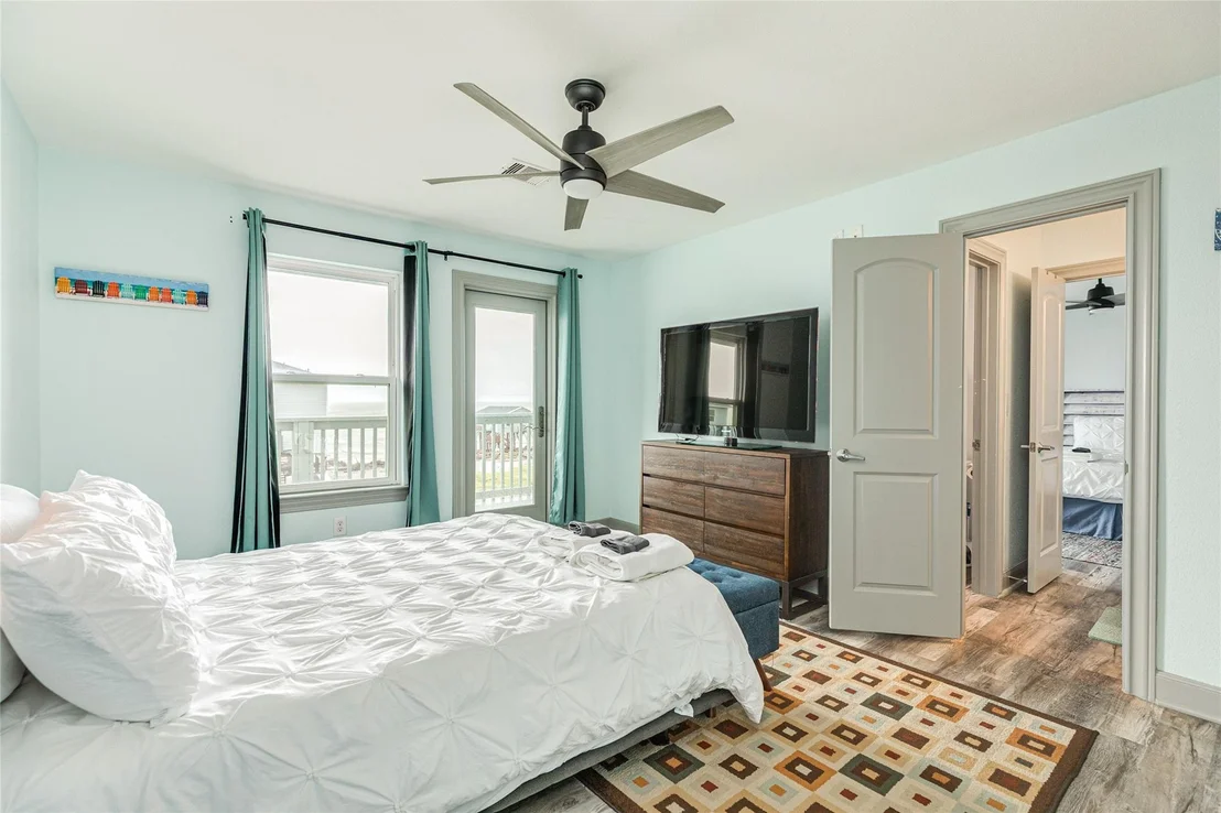 Photo of 13027 Jolly Roger Drive