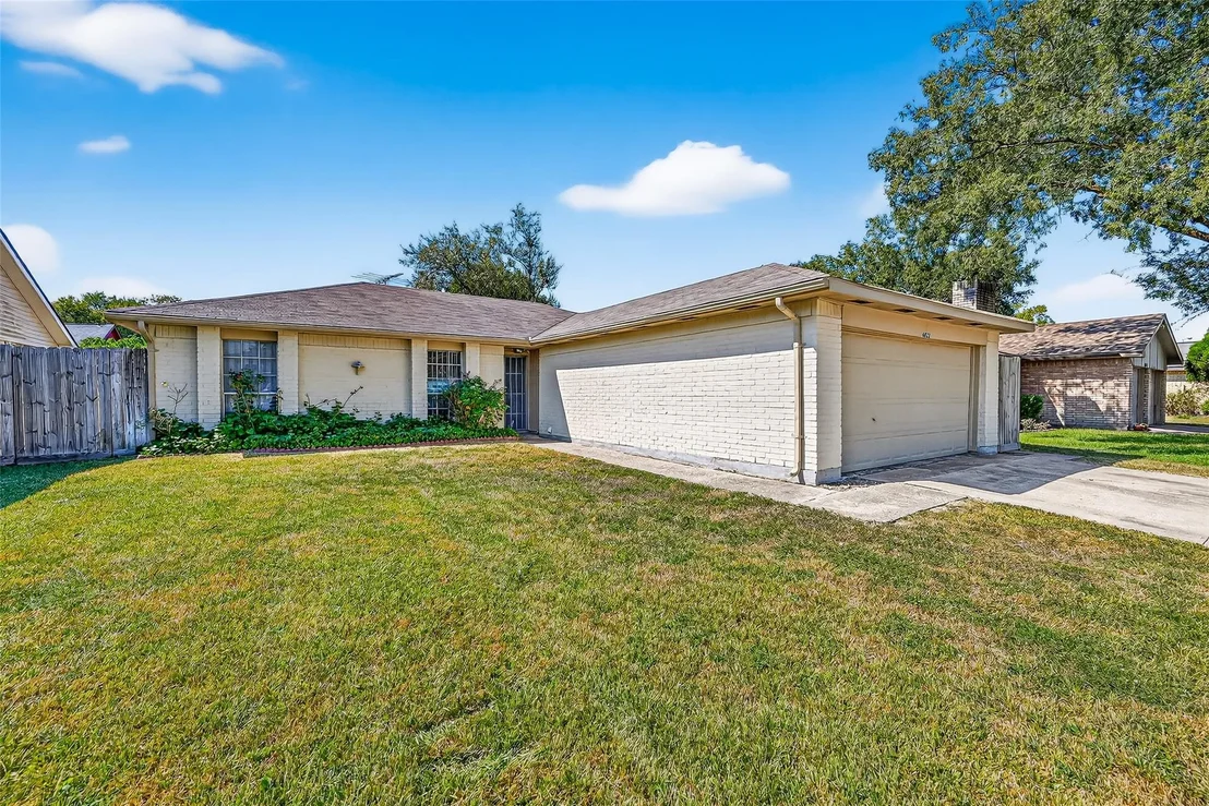 Photo of 6822 Zapata Drive