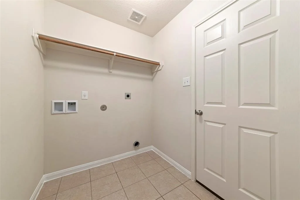 Photo of 6906 Chessgate Falls Lane