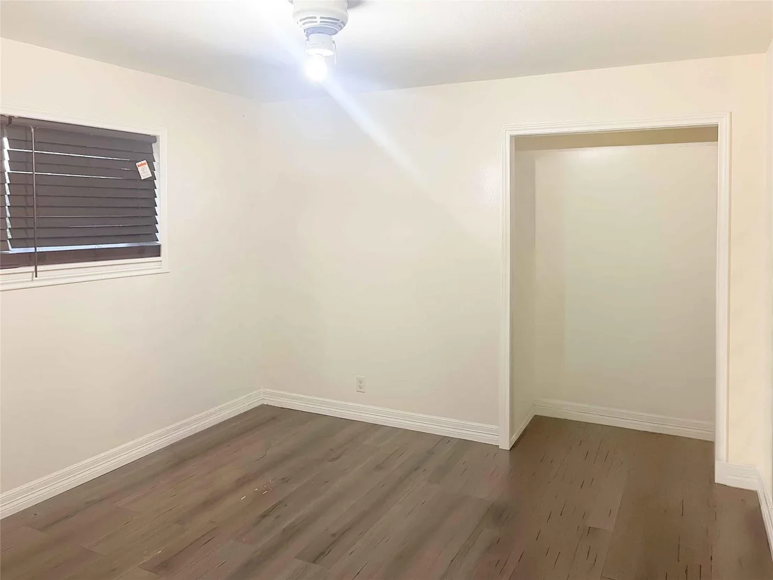 Photo of 6811 Saint Augustine Street