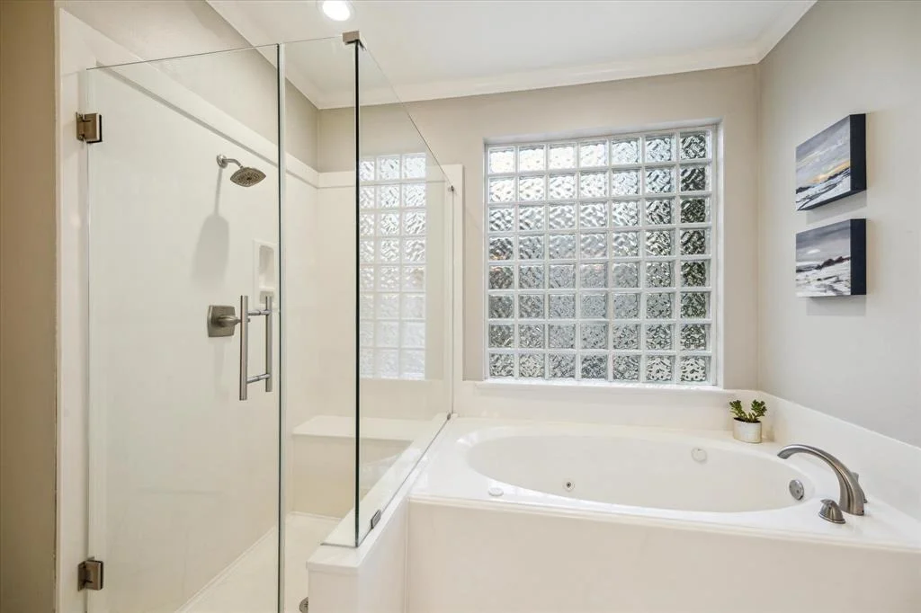Photo of 6 Graceful Elm Court