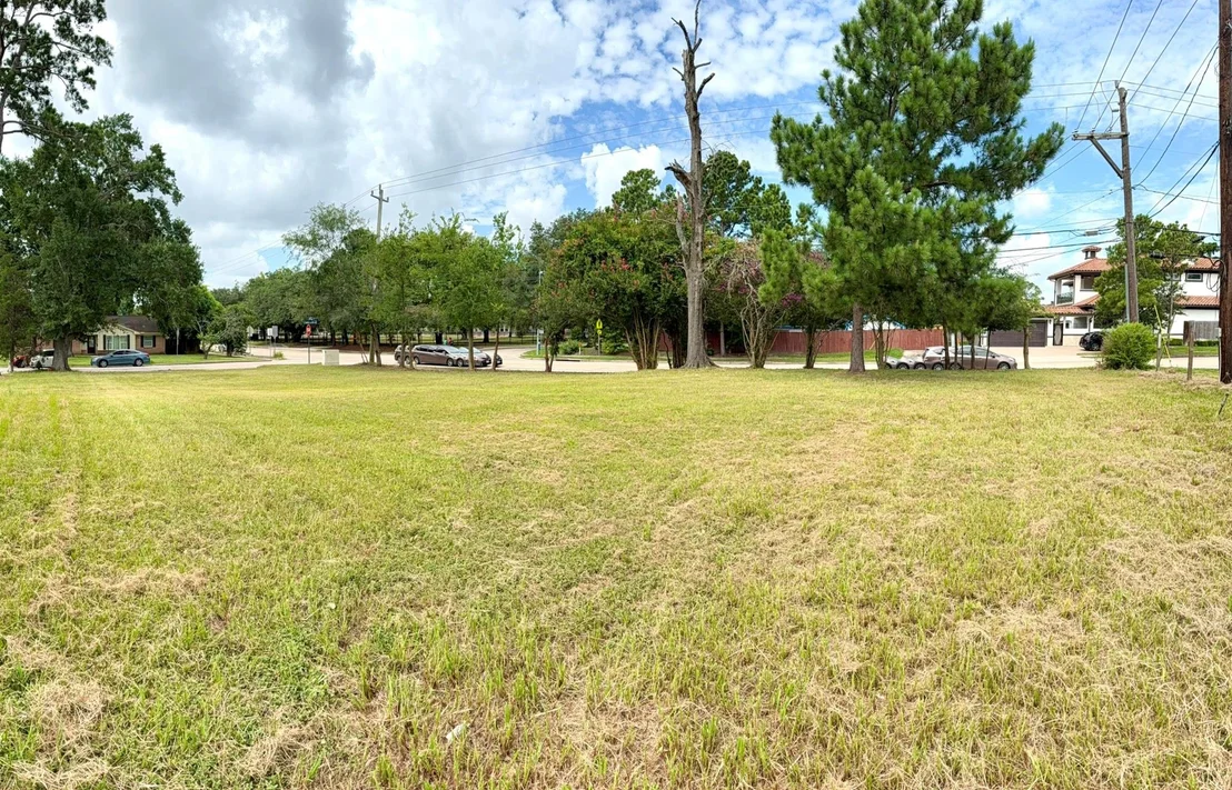Photo of 9746 Cedardale Drive