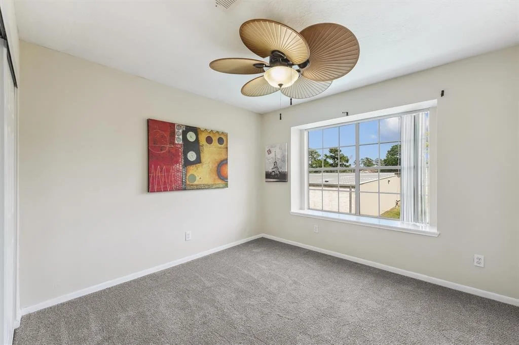 Photo of 16023 Lakestone Drive