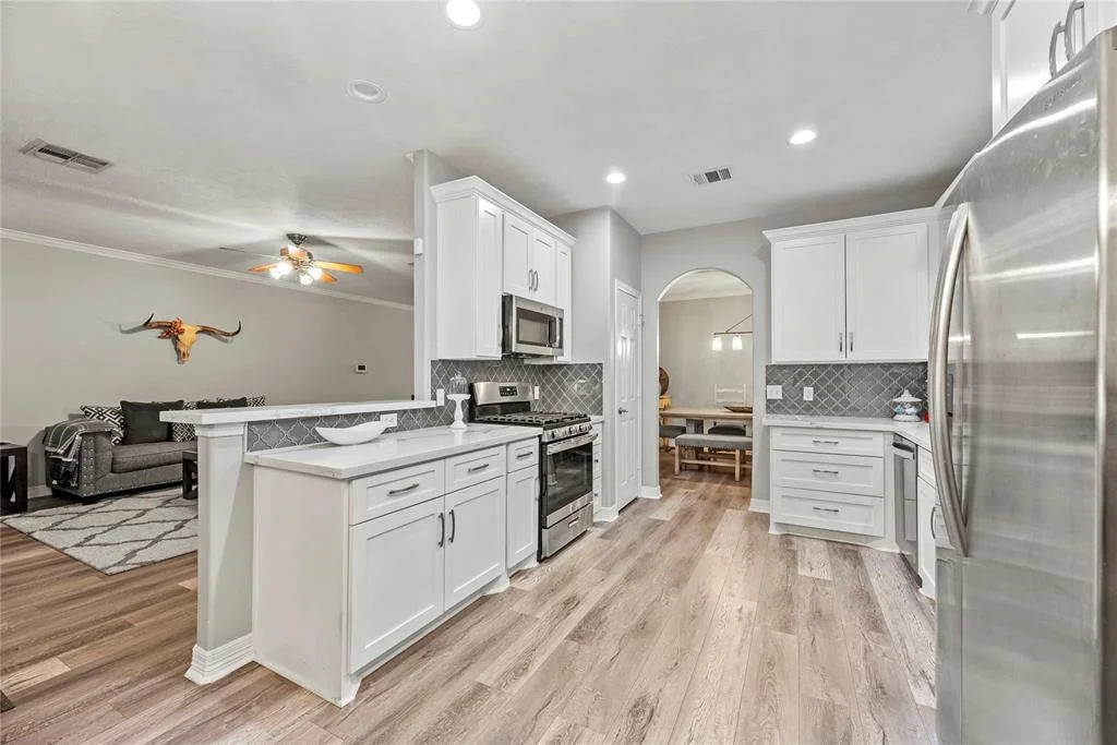 Photo of 2409 Deercreek Circle