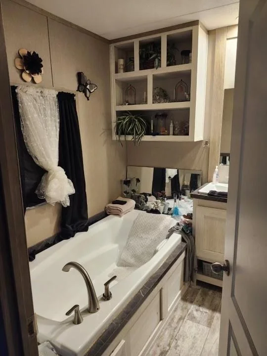 Photo of 1356 Private Road 4007