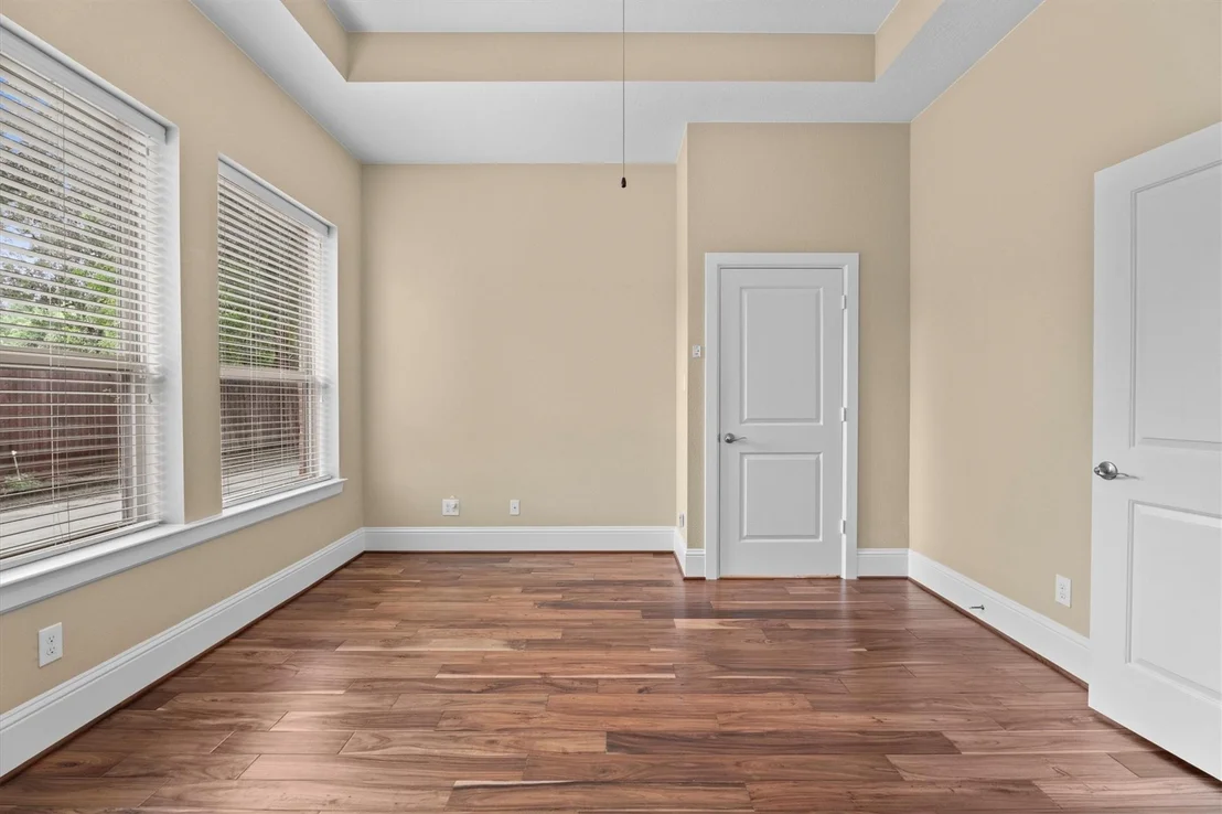 Photo of 8603 Crescent Valley Lane