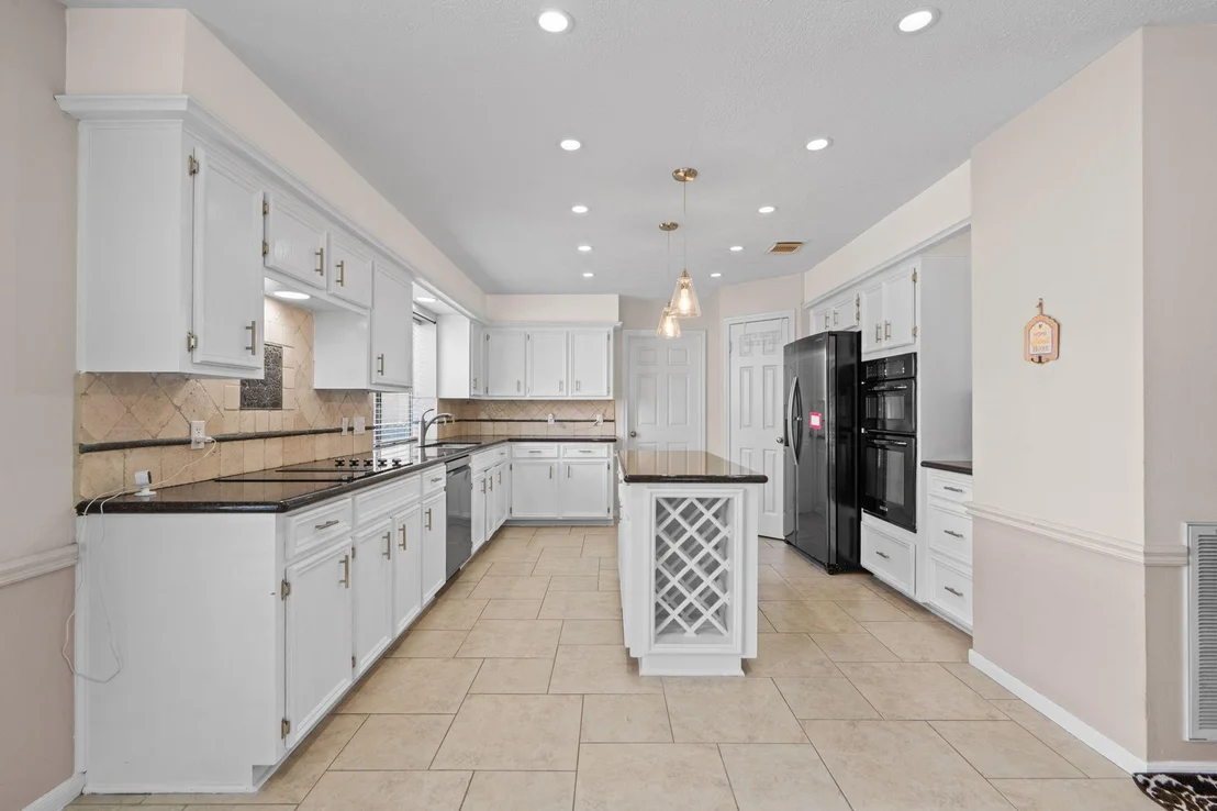Photo of 7414 Starbridge Drive