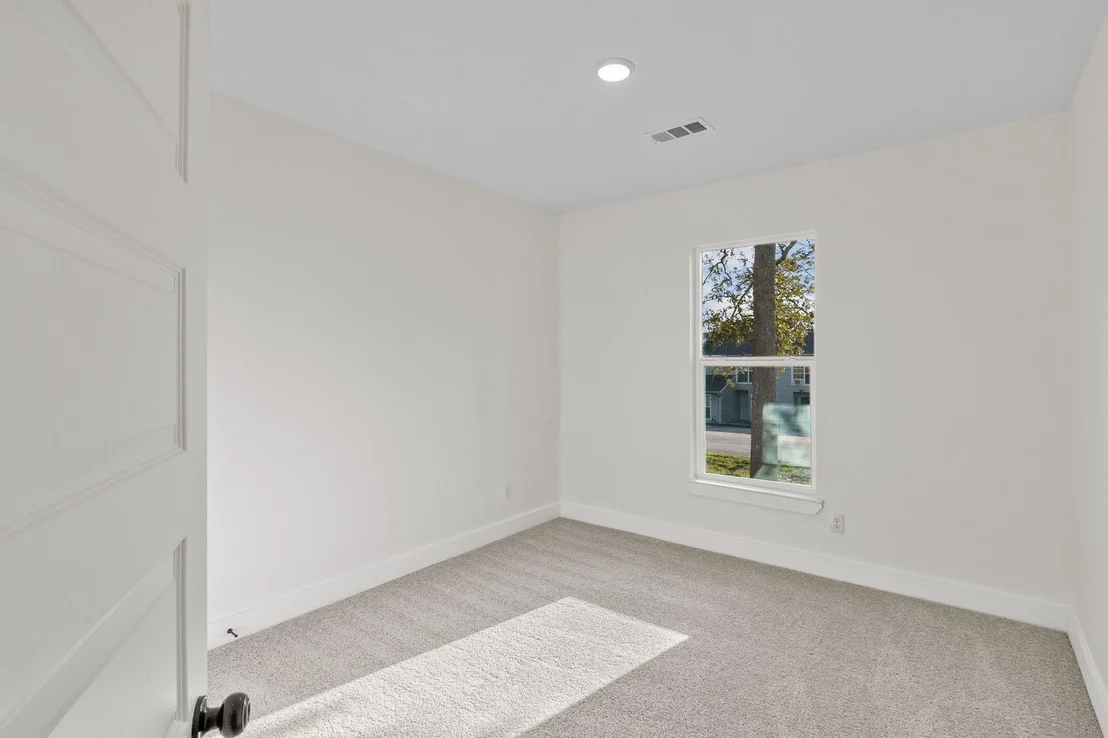 Photo of 419 Echo Lane