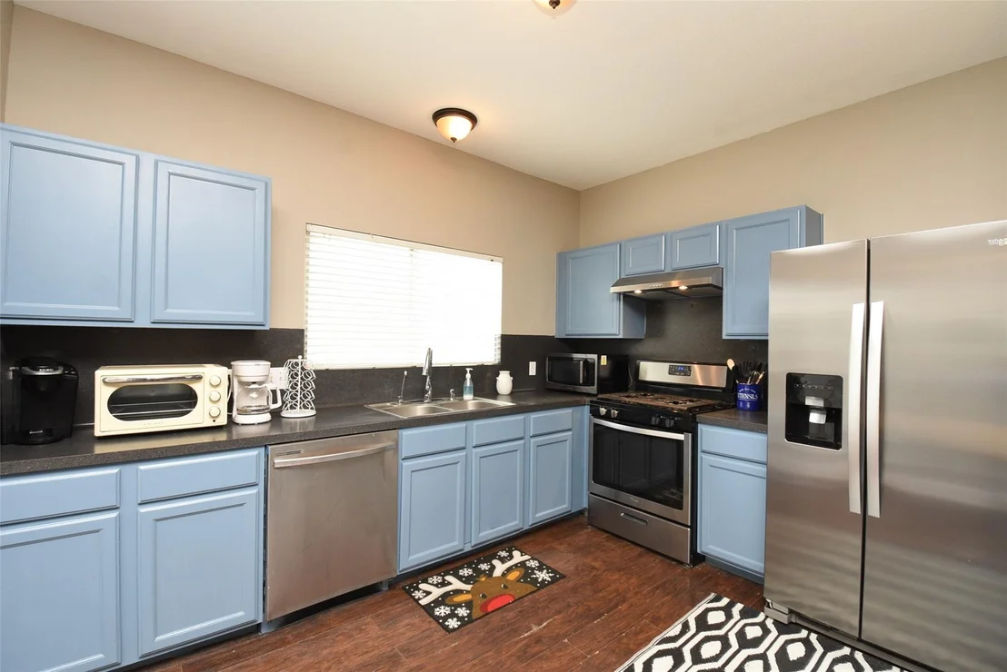 Photo of 812 Dragonfly Drive