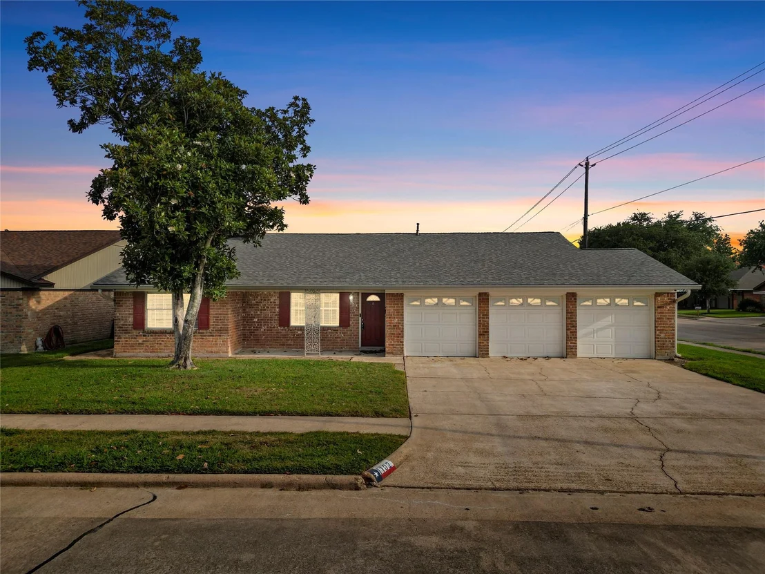 Photo of 1102 Brenda Drive