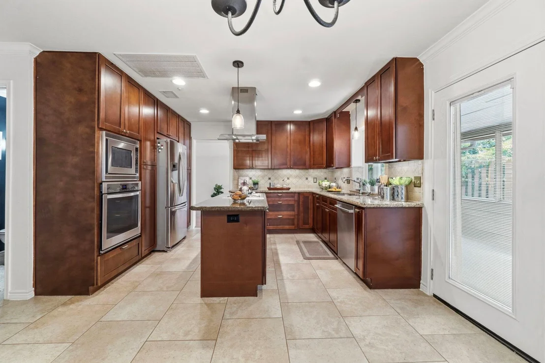 Photo of 11 Thorn Berry Place