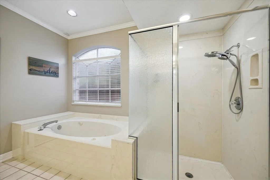 Photo of 6 Windmeadow Place