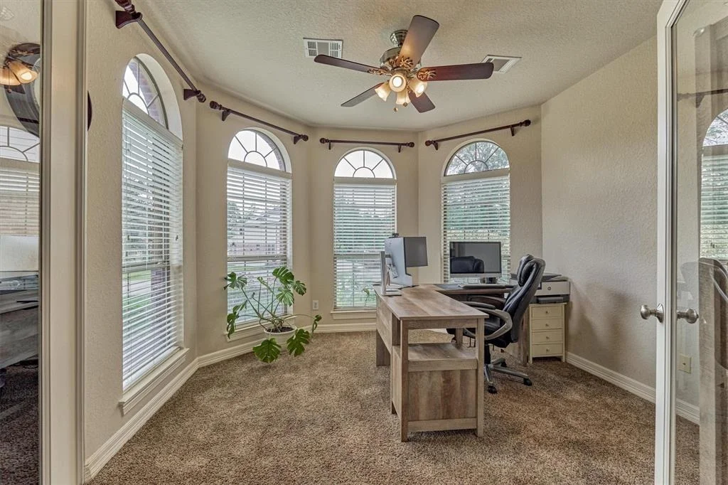 Photo of 25322 Metzler Creek Drive