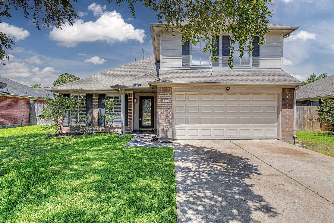 Photo of 6375 Crossway Drive