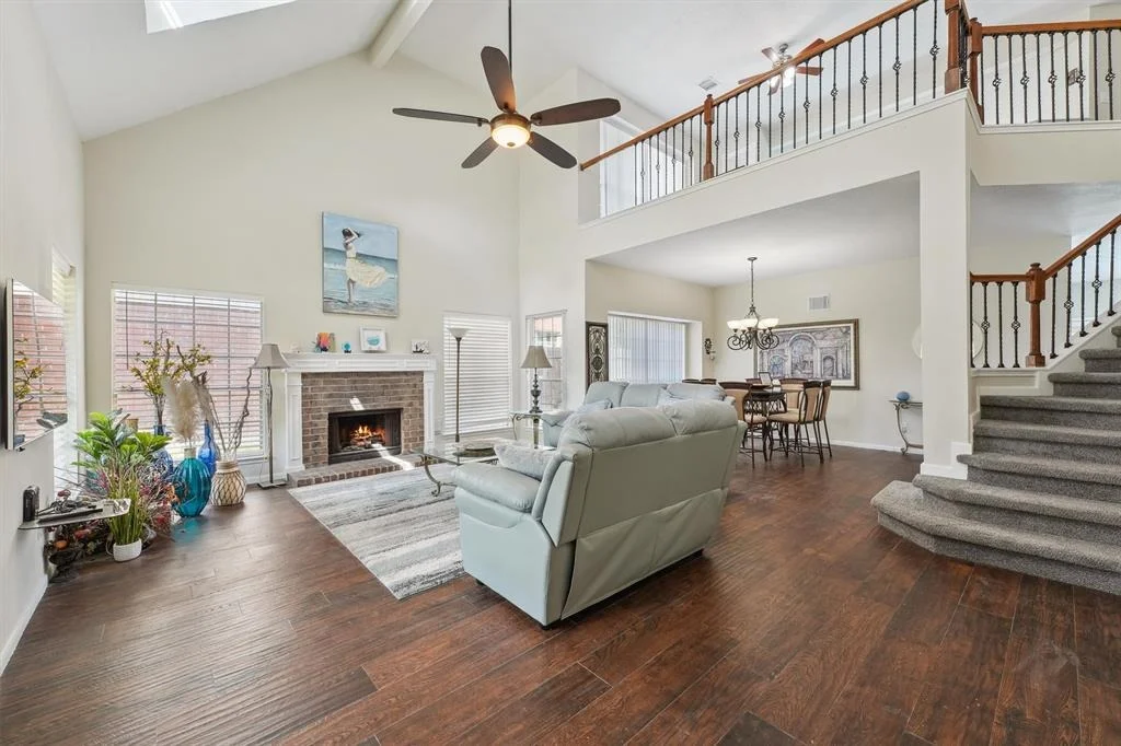 Photo of 16023 Lakestone Drive