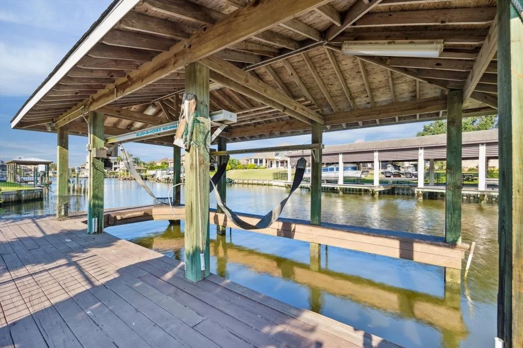 Photo of 2050 Lakeside Landing