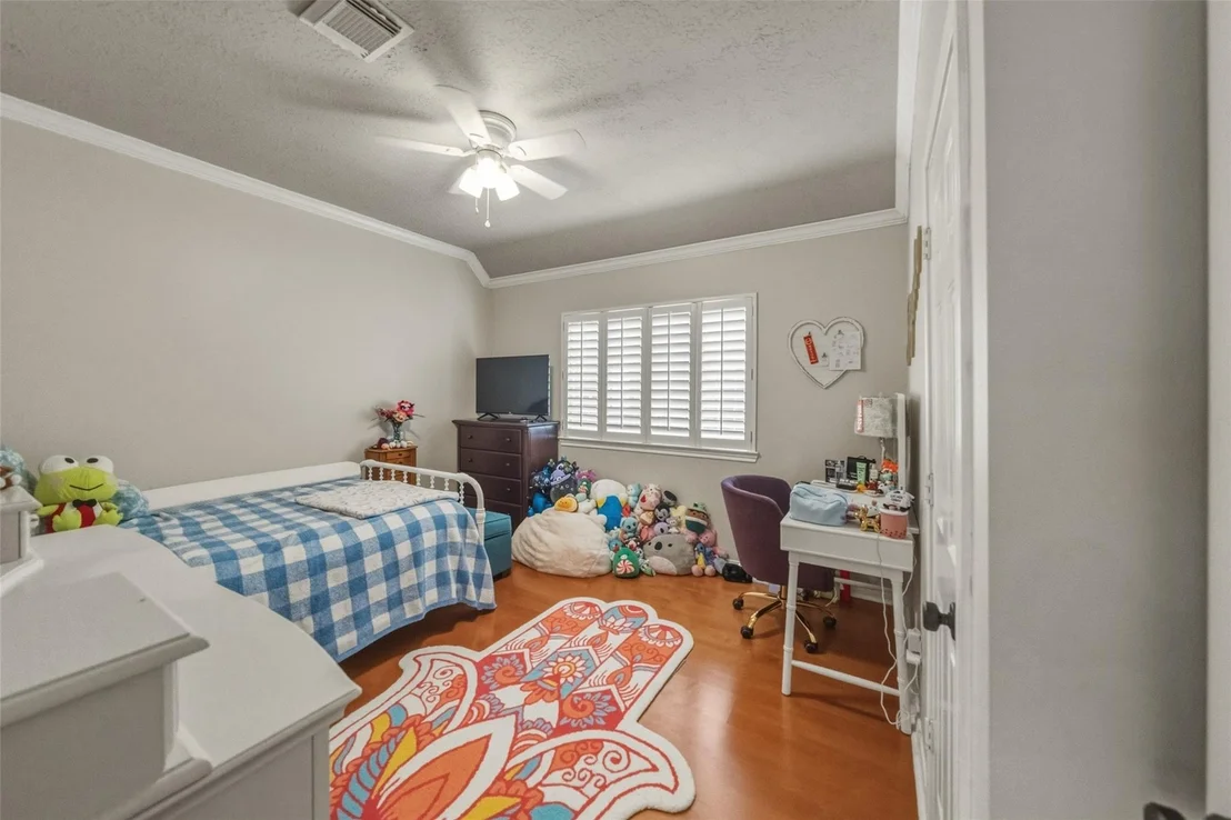 Photo of 5215 Samuels Drive