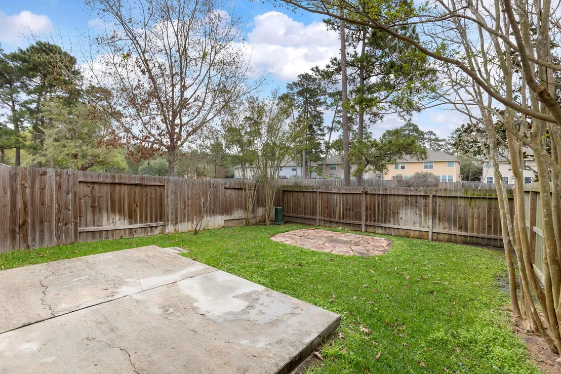 Photo of 215 W Stedhill Loop
