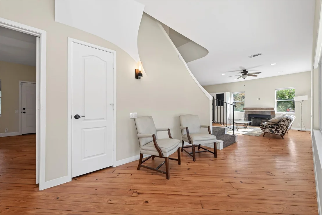 Photo of 22202 Rainfern Drive