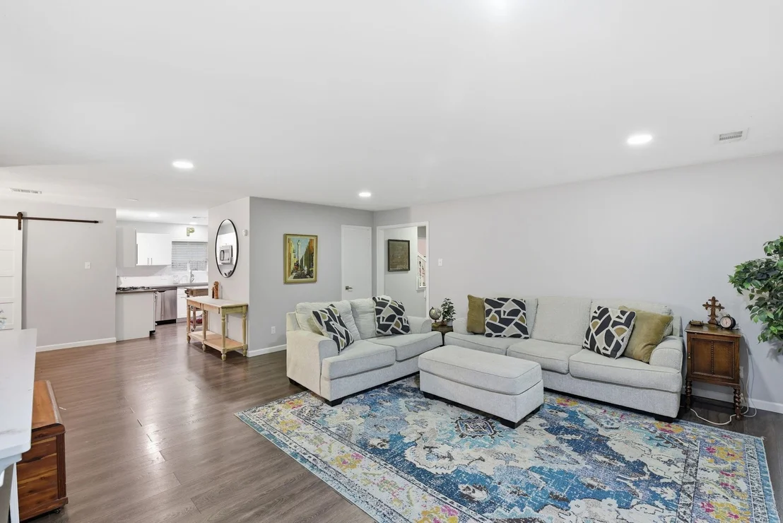 Photo of 28815 Enchanted Drive