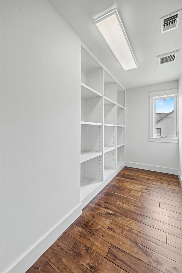 Photo of 4153 Oberlin Street