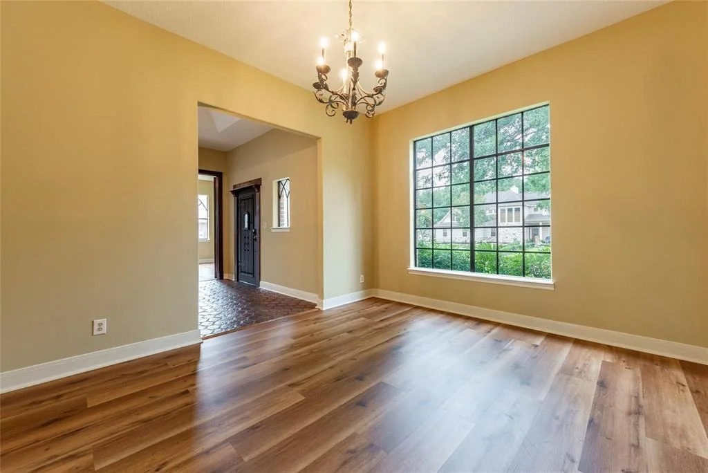 Photo of 2209 Oak Drive