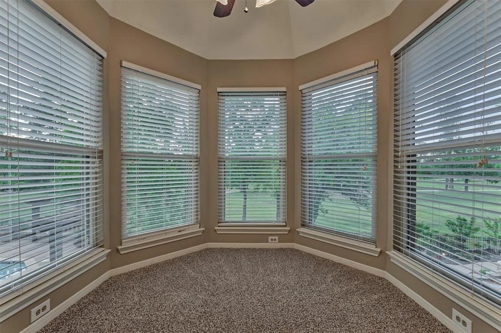 Photo of 24718 Creekview Drive