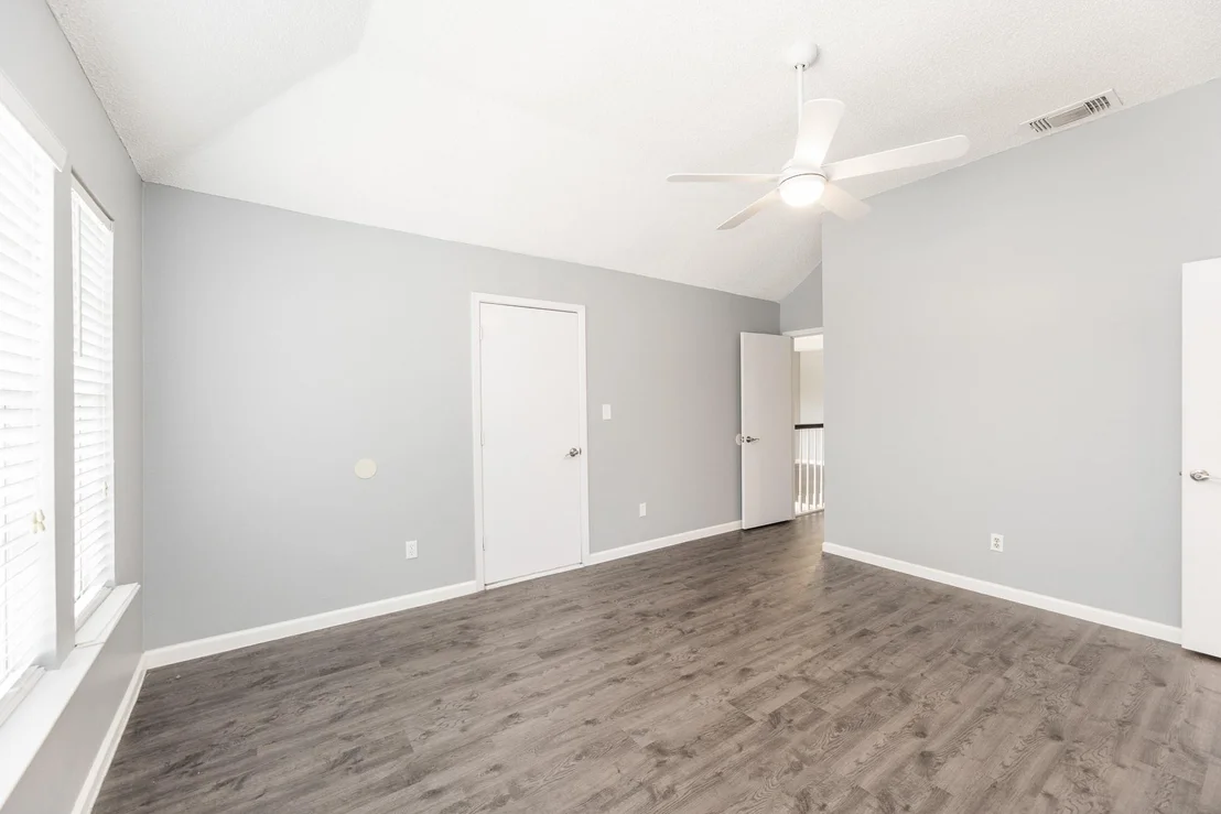 Photo of 6638 Cove Lake Drive