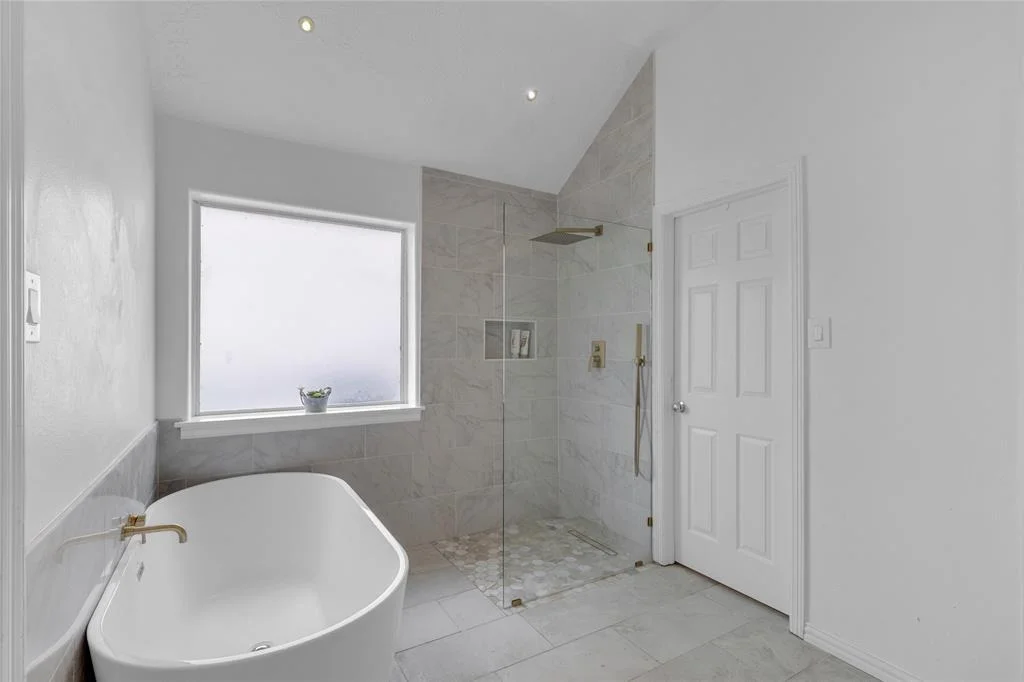 Photo of 18327 Marlin Waters Drive