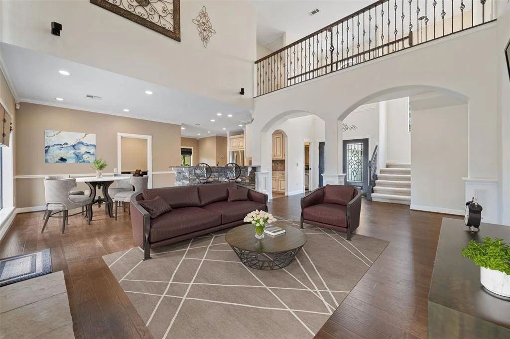 Photo of 76 Sarasota Circle N
