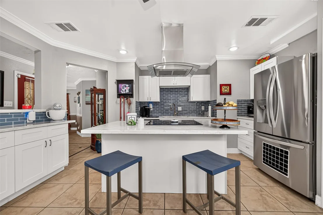 Photo of 17519 Davenway Drive