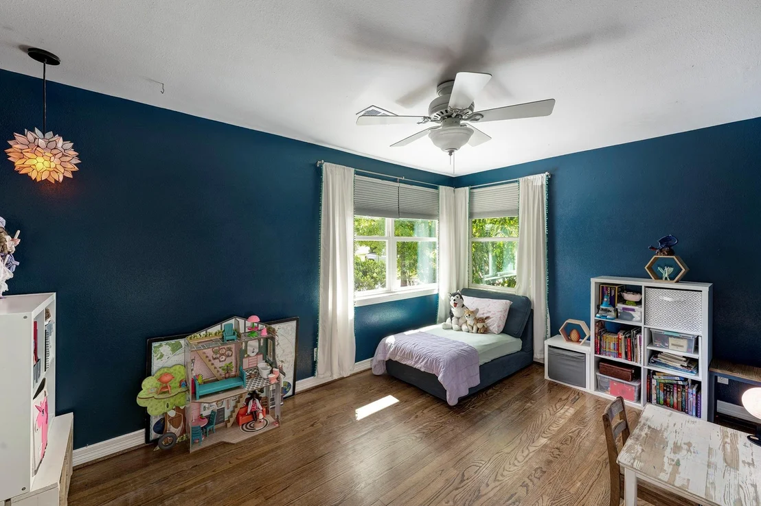 Photo of 722 Azaleadell Drive