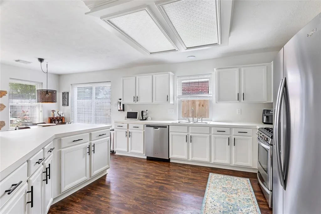 Photo of 18050 Landing Brook Drive